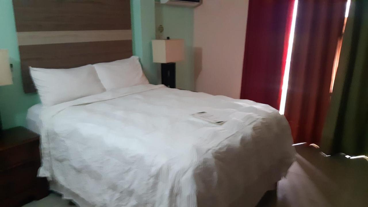 Matthew'S Miracle View Bed and Breakfast Ροζό Εξωτερικό φωτογραφία