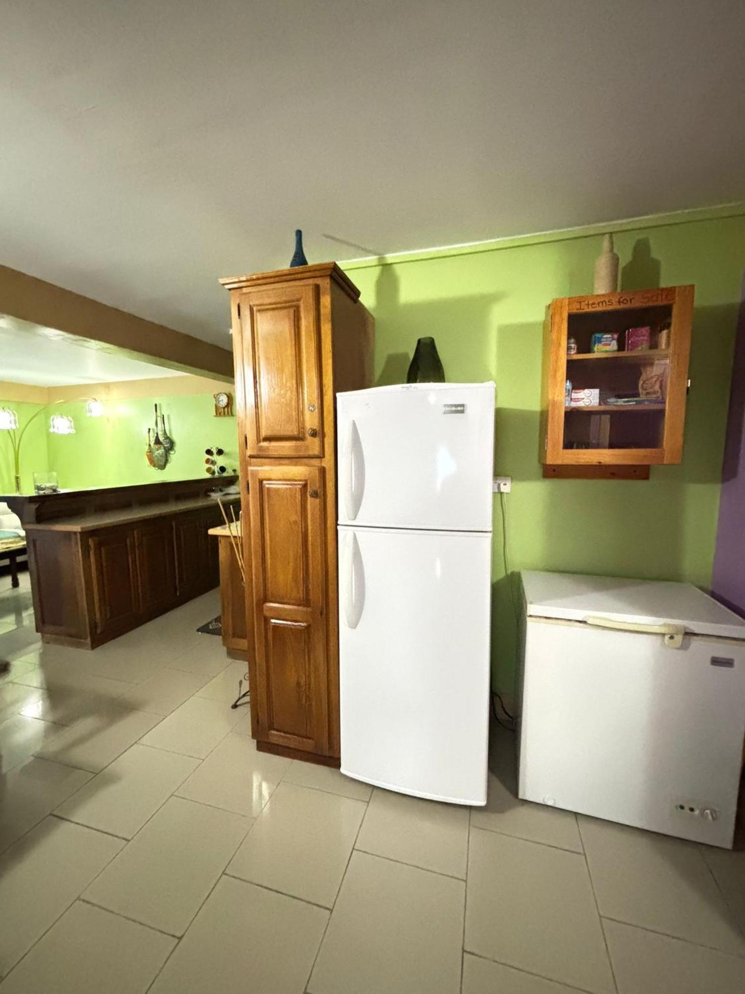 Matthew'S Miracle View Bed and Breakfast Ροζό Εξωτερικό φωτογραφία