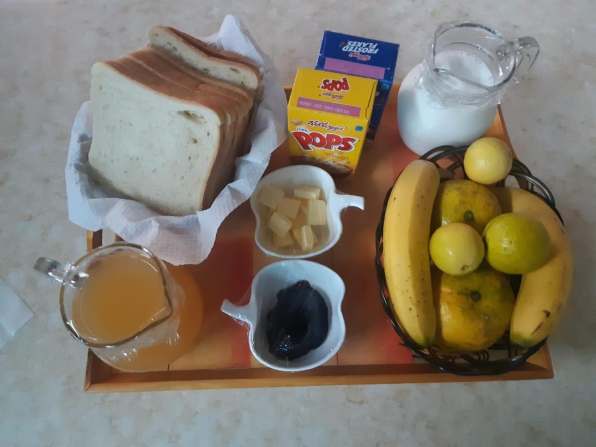 Matthew'S Miracle View Bed and Breakfast Ροζό Εξωτερικό φωτογραφία